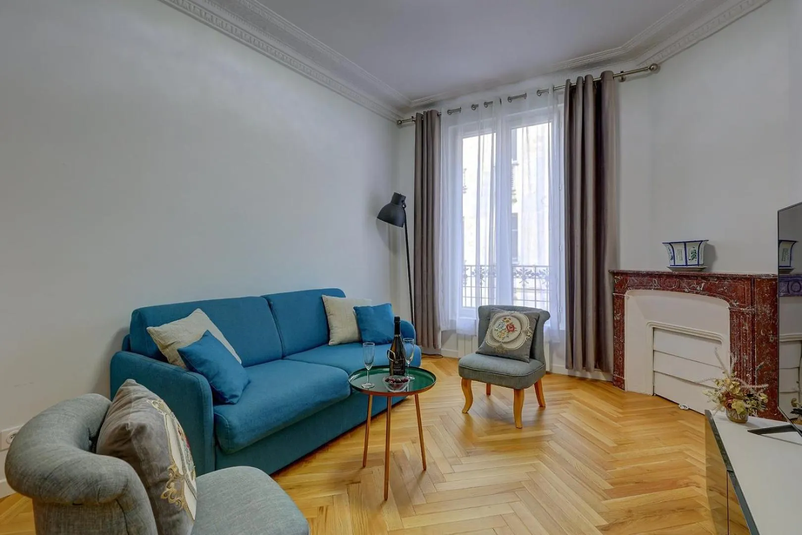 Mericourt Suite, Place De La Republique Paříž